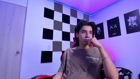 Snapshot of alan_boy01 chatting on February 2026 11:49:02 AM Alan Boy online show from February 2026 11:49:02 AM