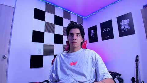 Snapshot of alan_boy01 chatting on February 2026 11:28:02 AM Alan Boy online show from February 2026 11:28:02 AM