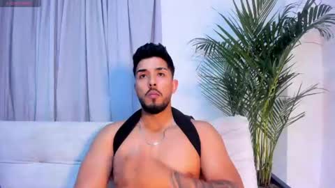 Snapshot of alan_greek_1 chatting on July 2026 01:32:02 AM Alan greek online show from July 2026 01:32:02 AM