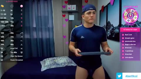 Alan  Kevin can we reach 100 thumbs up please guys  online show from February 2025 07:08:02 PM