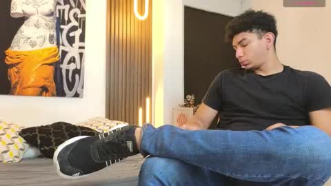 Snapshot of alan_return chatting on January 2026 01:16:01 PM ALAN online show from January 2026 01:16:01 PM