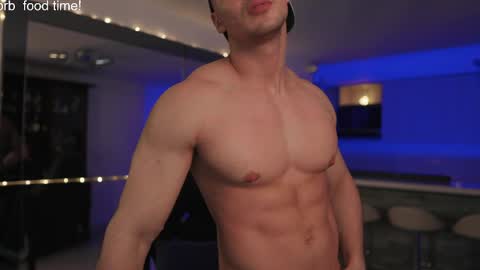 Snapshot of alan_vidal chatting on June 2026 12:01:02 AM Alan Vidal online show from June 2026 12:01:02 AM