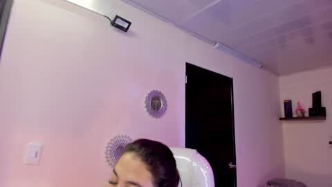 Maeve  online show from February 2025 02:10:01 PM