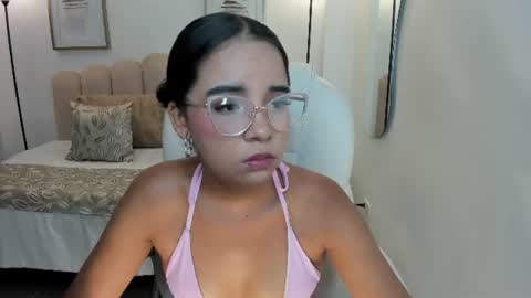 Snapshot of alana_martiins chatting on June 2026 03:42:02 AM alana online show from June 2026 03:42:02 AM