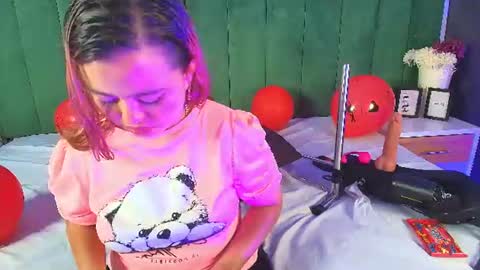 ALANA PETITE online show from July 2026 03:10:02 AM