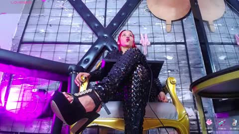 Snapshot of alana_roth chatting on February 2025 04:29:01 AM ALANA ROTH online show from February 2025 04:29:01 AM