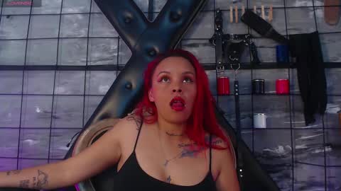 Snapshot of alana_roth chatting on February 2025 03:04:02 AM ALANA ROTH online show from February 2025 03:04:02 AM