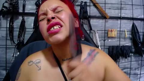 Snapshot of alana_roth chatting on January 2026 11:29:02 PM ALANA ROTH online show from January 2026 11:29:02 PM