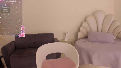 Alanah online show from May 2026 01:57:16 AM