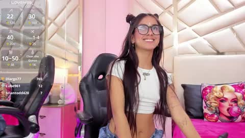 Snapshot of alanajones1 chatting on December 2024 03:55:01 PM alana online show from December 2024 03:55:01 PM