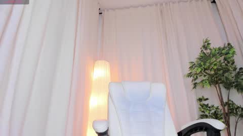 Alana silvana online show from March 2025 03:56:01 PM