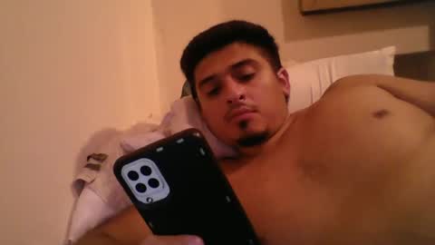 Snapshot of alanargenttt25 chatting on February 2025 06:03:01 AM alanargenttt25 online show from February 2025 06:03:01 AM