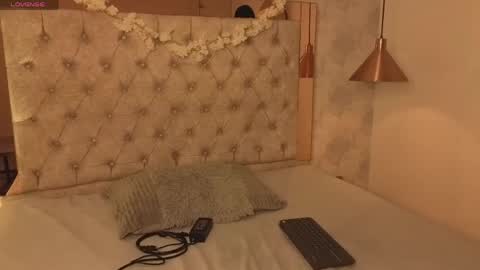 alanha online show from April 2026 05:32:02 AM