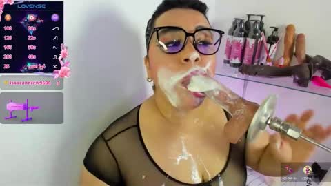 Snapshot of alanna_sloppy chatting on February 2026 06:59:02 PM alana silver online show from February 2026 06:59:02 PM