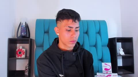 Snapshot of alannaughty_ chatting on January 2025 09:28:01 PM alannaughty_ online show from January 2025 09:28:01 PM