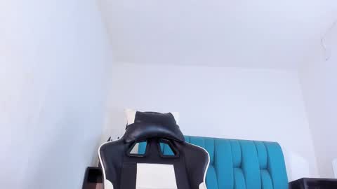 Snapshot of alannaughty_ chatting on February 2025 07:02:02 AM alannaughty_ online show from February 2025 07:02:02 AM