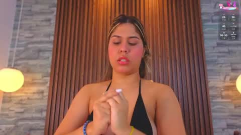 Snapshot of alannavidal chatting on June 2026 03:20:02 AM alannavidal online show from June 2026 03:20:02 AM