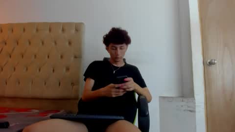 alantrickz365 online show from February 2026 09:47:01 AM