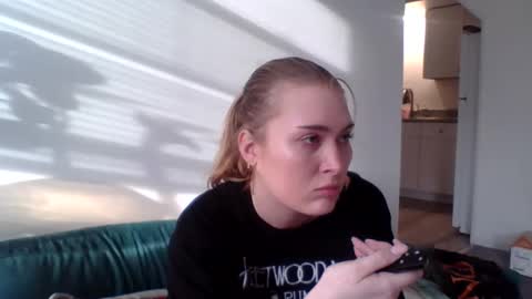 Snapshot of alaskablaze chatting on March 2026 09:59:01 PM Alaska Blaze online show from March 2026 09:59:01 PM