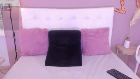 alayshajohnson online show from October 2025 11:28:02 PM