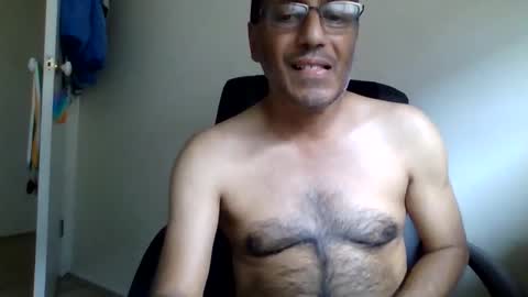 Snapshot of albalchal1973 chatting on February 2026 01:33:01 AM albalchal1973 online show from February 2026 01:33:01 AM