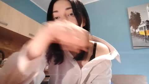 Im Katrina online show from October 2025 11:52:02 AM