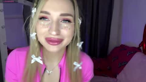 Viktoria online show from March 2026 05:07:01 PM