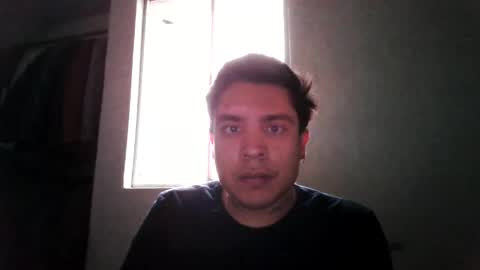 Snapshot of albertoarenas16 chatting on April 2026 11:04:01 PM albertoarenas16 online show from April 2026 11:04:01 PM