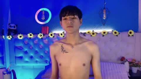 ale_aurarashi online show from April 2026 09:51:02 AM