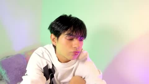 Snapshot of ale_aurarashii chatting on June 2026 08:24:01 PM Ale aurarashii online show from June 2026 08:24:01 PM