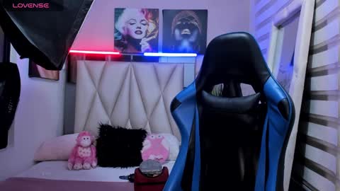 Snapshot of ale_noah_xxx chatting on January 2025 04:04:01 AM ale_noah_xxx online show from January 2025 04:04:01 AM