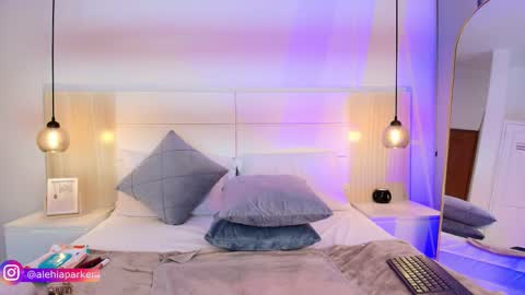 Alehia Cute online show from November 2025 11:04:02 PM