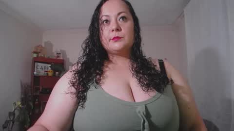 Snapshot of aleia_taylor chatting on February 2026 01:24:01 AM aleia taylor online show from February 2026 01:24:01 AM