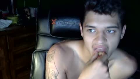 Snapshot of alej277901 chatting on May 2026 02:24:02 PM Terry Spike online show from May 2026 02:24:02 PM