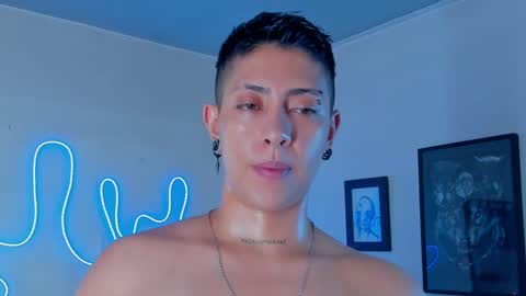 Alejandra online show from September 2025 05:24:02 PM