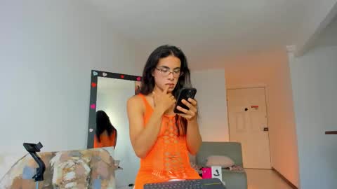 Alejandra Arango online show from February 2026 06:37:02 PM