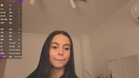Snapshot of alejaa___ chatting on May 2026 11:18:01 AM Alejandra online show from May 2026 11:18:01 AM