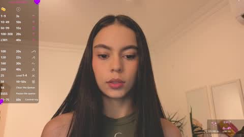 Snapshot of alejaa___ chatting on May 2026 11:15:01 AM Alejandra online show from May 2026 11:15:01 AM