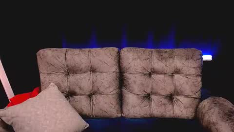 Aleja Harker  online show from December 2025 02:05:01 AM