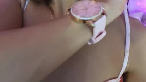 Snapshot of alejandhra chatting on November 2025 12:24:01 AM Alejandhra online show from November 2025 12:24:01 AM