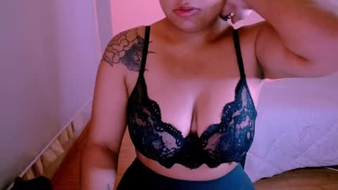 Snapshot of alejandra_conde chatting on May 2026 11:24:02 PM Alejandra online show from May 2026 11:24:02 PM