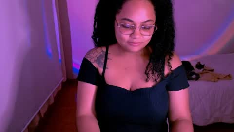 Snapshot of alejandra_conde chatting on July 2026 12:02:01 AM Alejandra online show from July 2026 12:02:01 AM