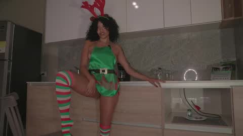 Snapshot of alejandra_kiss98 chatting on December 2024 12:31:01 AM O.F alejandra h1998 stream 300 pm - 1100 pm online show from December 2024 12:31:01 AM