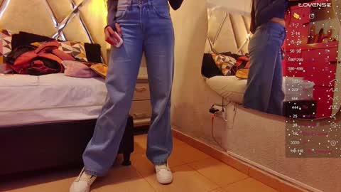 alejandra martins online show from February 2025 01:55:02 PM