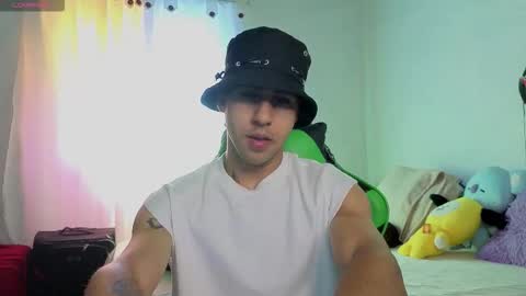 Snapshot of alejandrojf_00 chatting on October 2025 02:19:01 PM Daiki jack online show from October 2025 02:19:01 PM