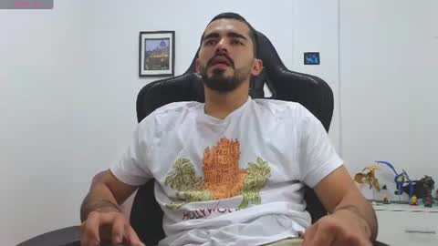 alejandroo_7 online show from July 2026 11:55:02 PM