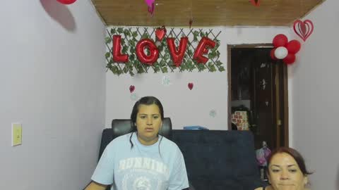 Snapshot of alejita_smithh chatting on March 2025 12:33:02 PM zoe and Kataleya online show from March 2025 12:33:02 PM