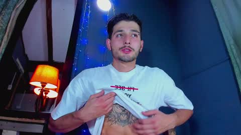 alejo_323__ online show from January 2025 01:56:01 AM
