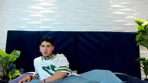 Alejo Gray online show from April 2026 03:40:02 AM