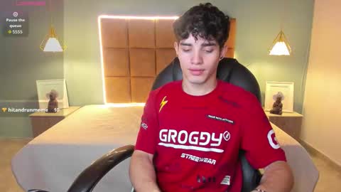 ALejoo Saenz online show from November 2025 02:45:02 AM